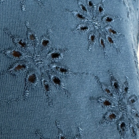 NEW Madewell Blue Eyelet Cotton‎ Embroidered Crop Top Blouse XXS Made in India - Picture 3 of 7